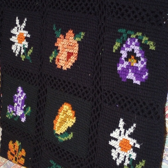 Afgan - Picture 2 of 4